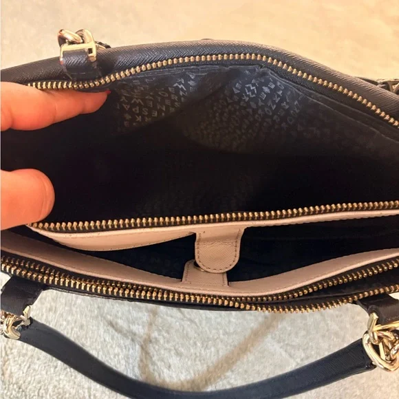 Kate Spade Large Hazel Court
Mason Bow Tie Bag - Picture 8 of 12